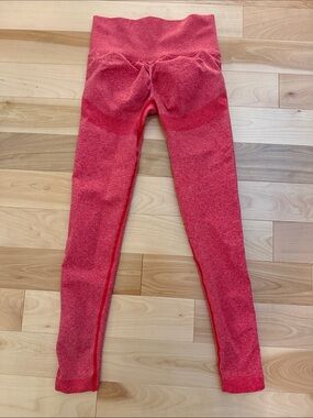 Women’s Seamless High-Waist Red Butt lifting Leggings S Like New